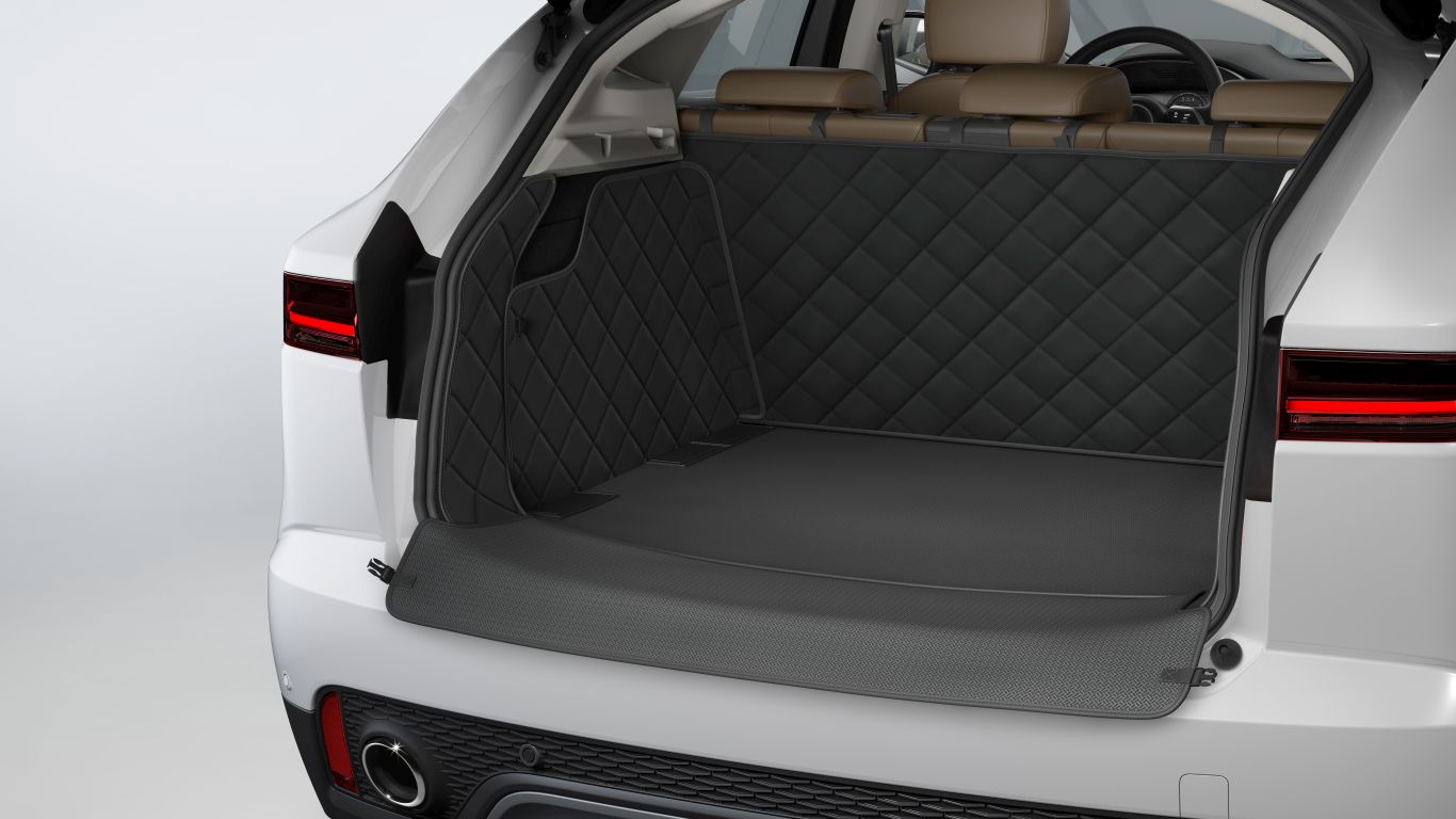 Quilted Cargo Space Liner