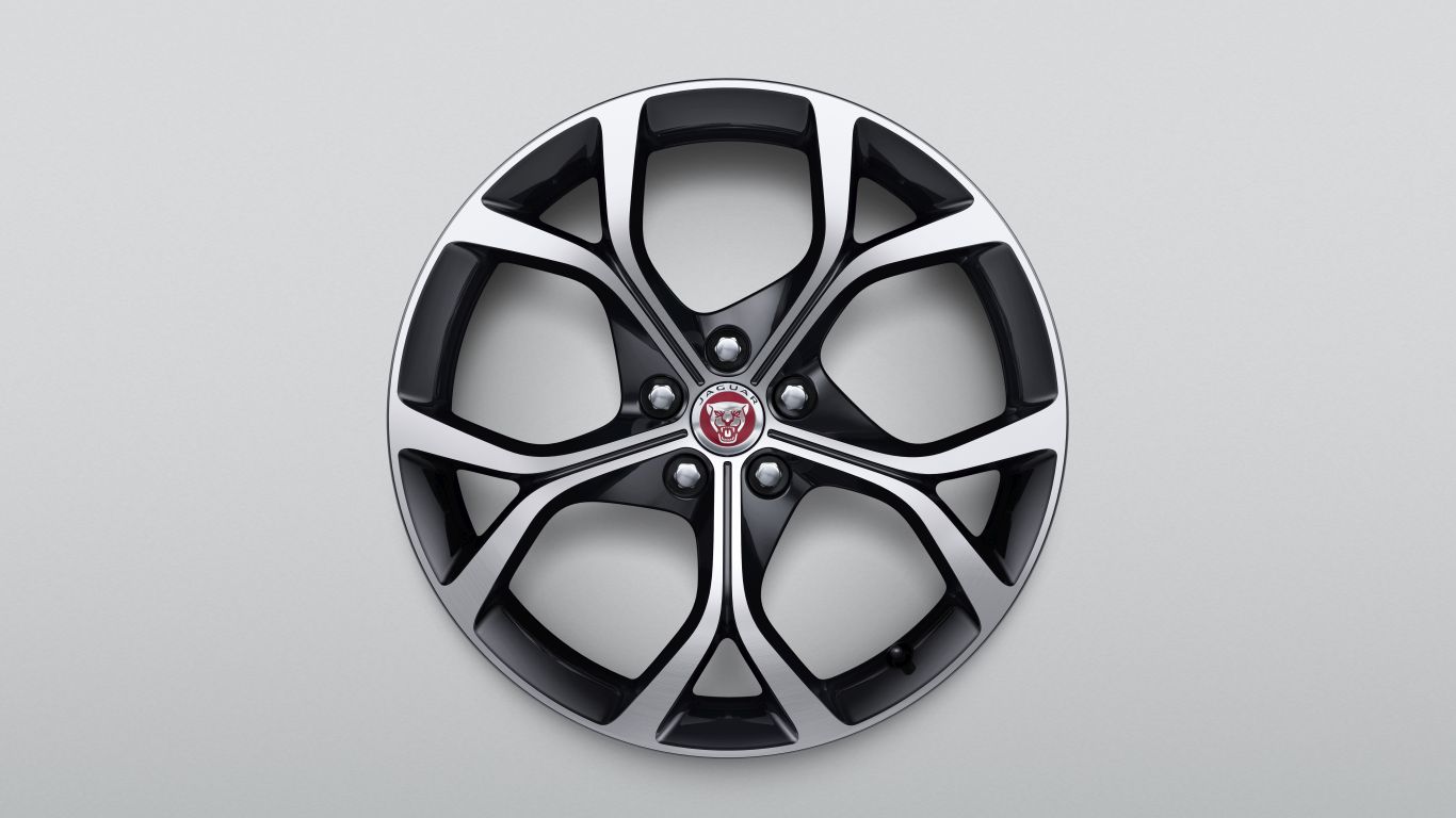 Alloy Wheel - 19" Style 5101, 5 split-spoke, Gloss Black Diamond Turned finish, Front